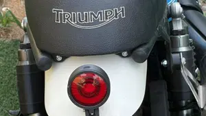 Triumph Scrambler (2006 - 17)  (4)