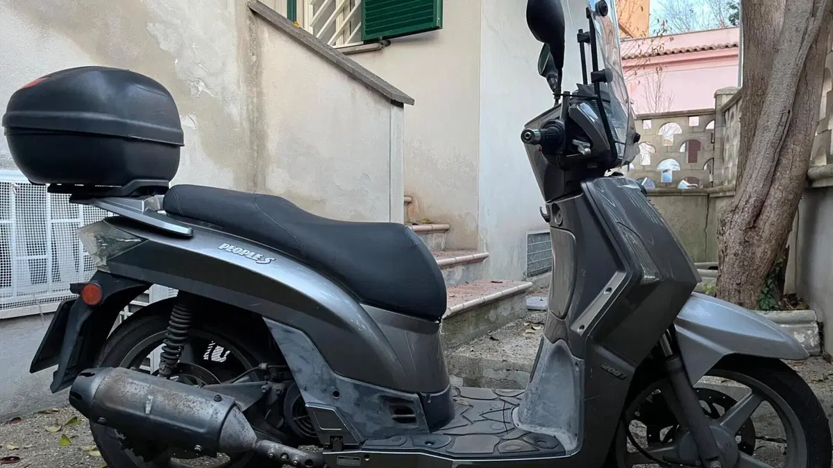 Kymco People 125 S (2005 - 06)  (2)