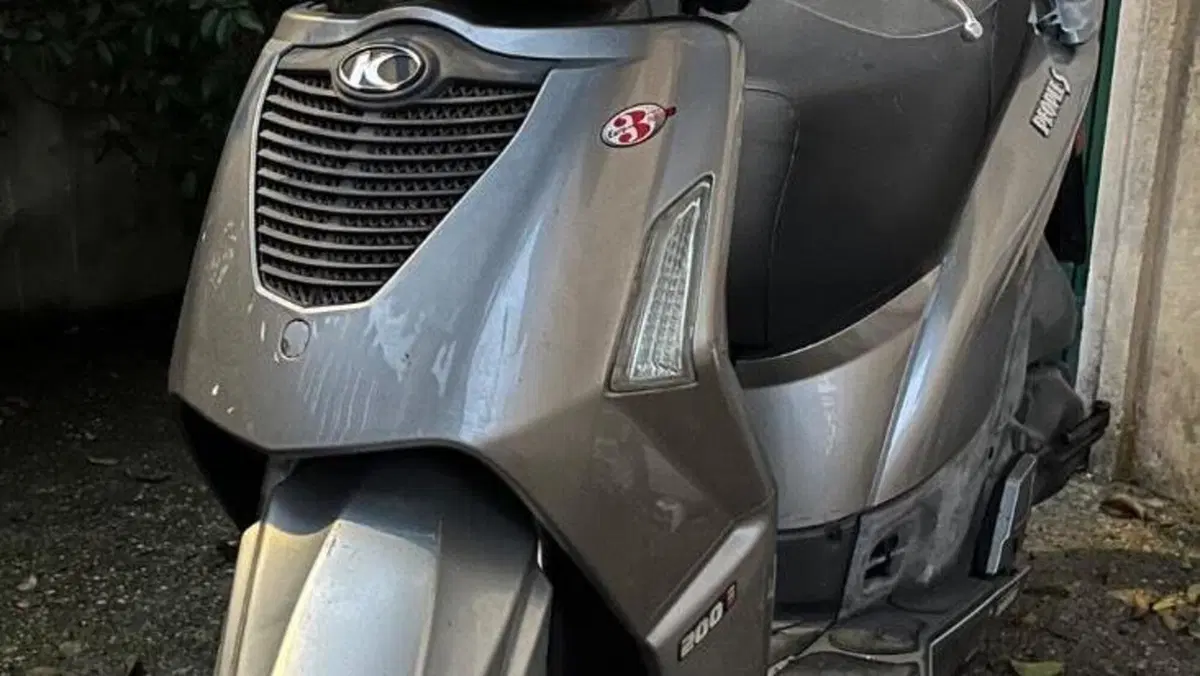 Kymco People 125 S (2005 - 06)  (3)
