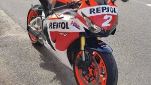 Honda CBR 1000 RR Fireblade (2012 - 16)  (4)
