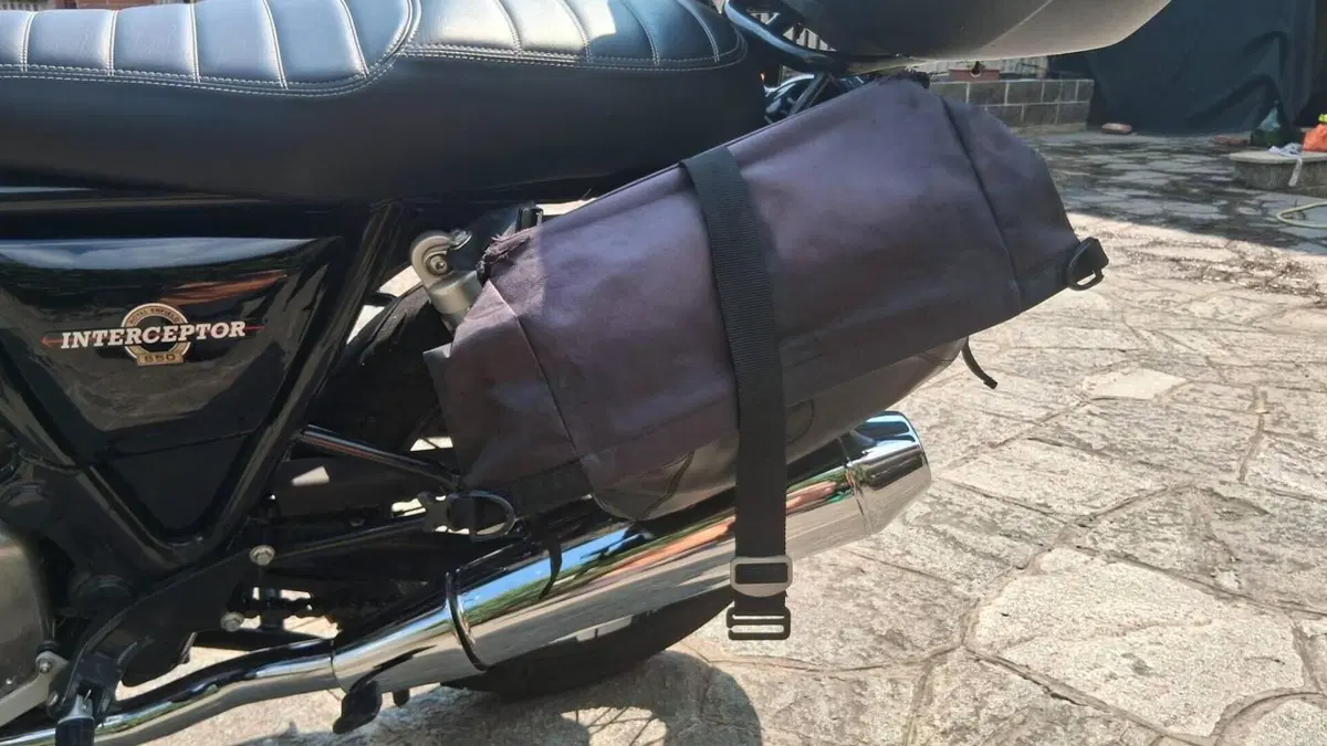 Royal Enfield Interceptor 650 (2021 - 26)  (11)