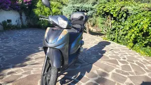 Honda SH 300 i (2006 - 10)  (3)