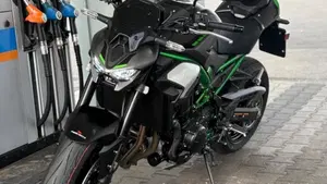 Kawasaki Z 900 (2025 - 26) 