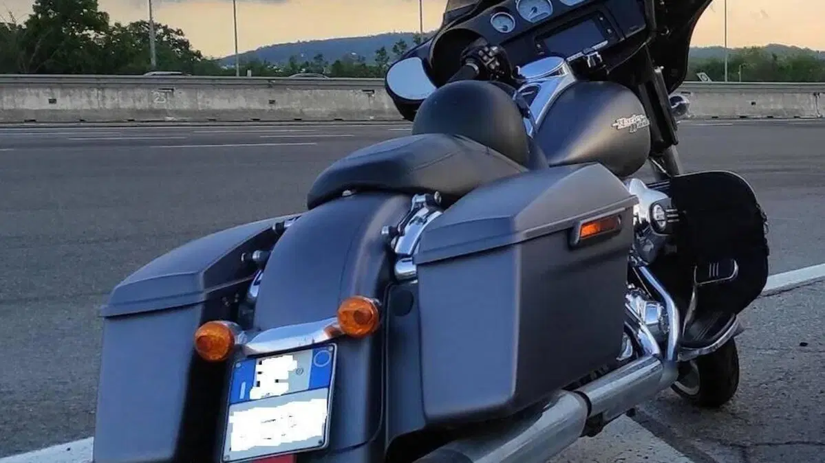 Harley-Davidson 1690 Street Glide Special (2014 - 16) - FLHX  (2)