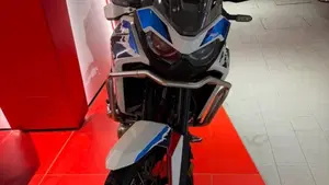 Honda Africa Twin CRF 1100L ES DCT (2024 - 26)  (4)