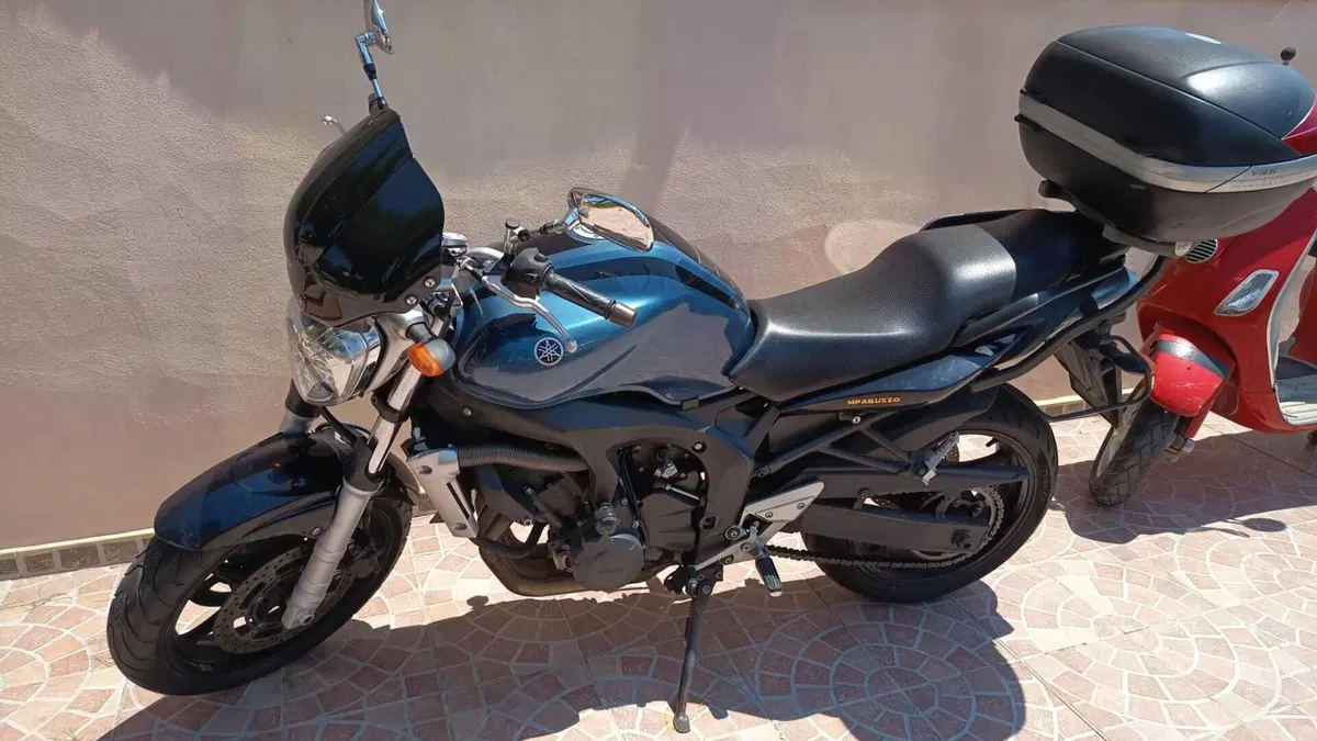 Yamaha FZ6 (2004 - 07)  (2)