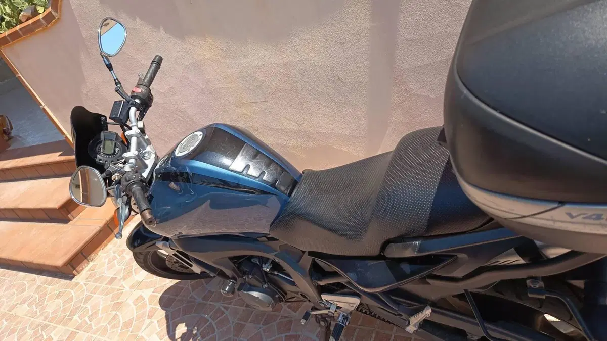 Yamaha FZ6 (2004 - 07)  (7)