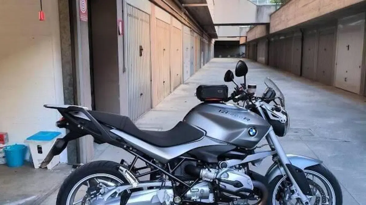 Bmw R 1200 R (2006 - 11)  (2)