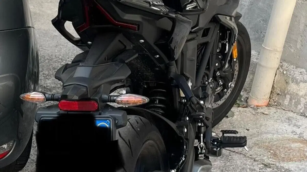 Voge Brivido 125R (2023 - 26)  (5)