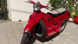Moto Guzzi   (4)