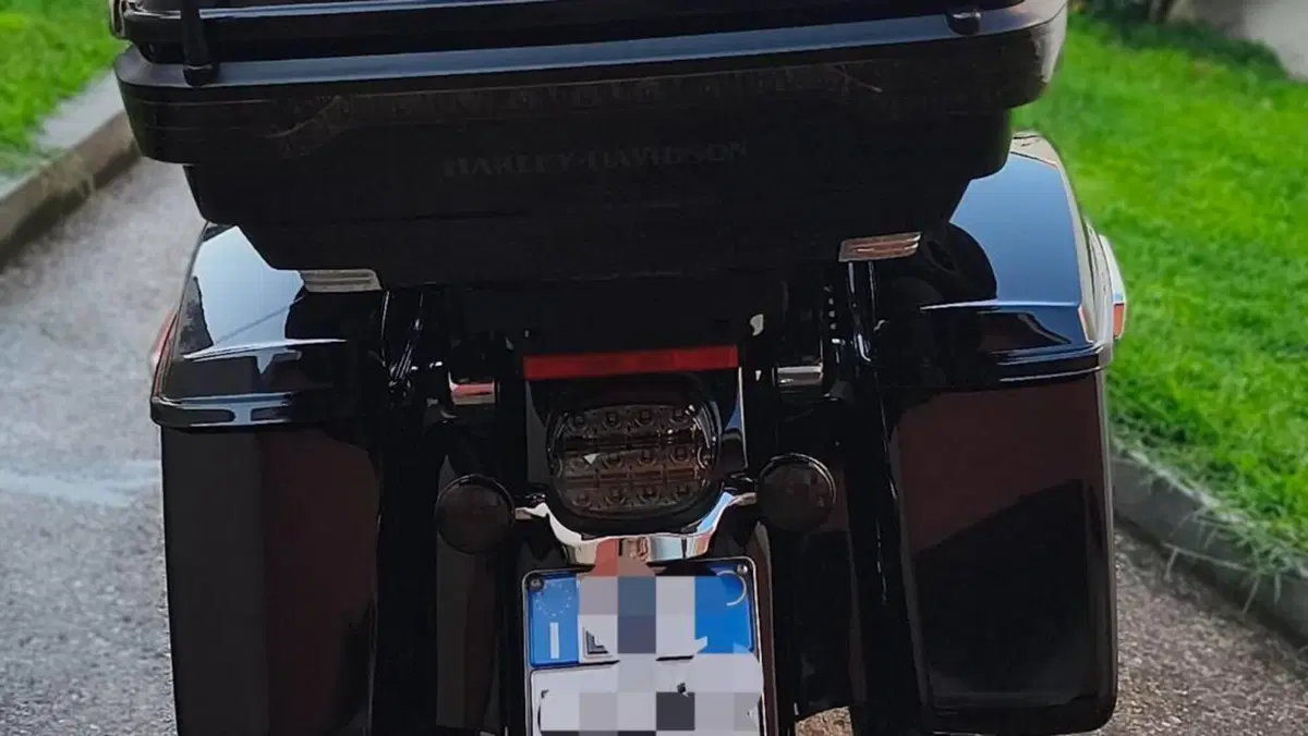 Harley-Davidson 114 Road Glide Ultra (2019) - FLTRXU  (7)