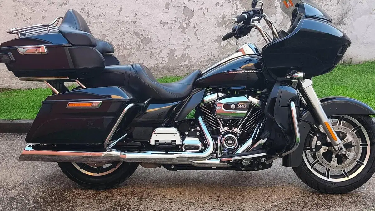Harley-Davidson 114 Road Glide Ultra (2019) - FLTRXU  (8)