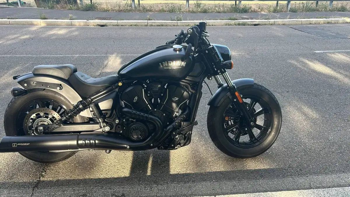 Indian Scout 1250 Bobber Limited (2025 - 26)  (2)
