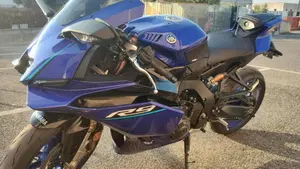 Yamaha YZF R9 (2025 - 26)  (2)