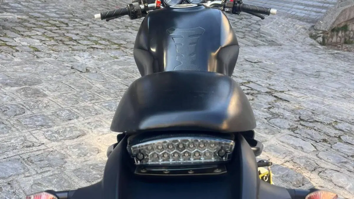 Ducati Monster 620 Dark SD (2003 - 05)  (6)
