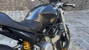 Ducati Monster 620 Dark SD (2003 - 05)  (7)