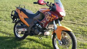 Aprilia Pegaso 650 Tuscany Tibet (2003 - 04) 