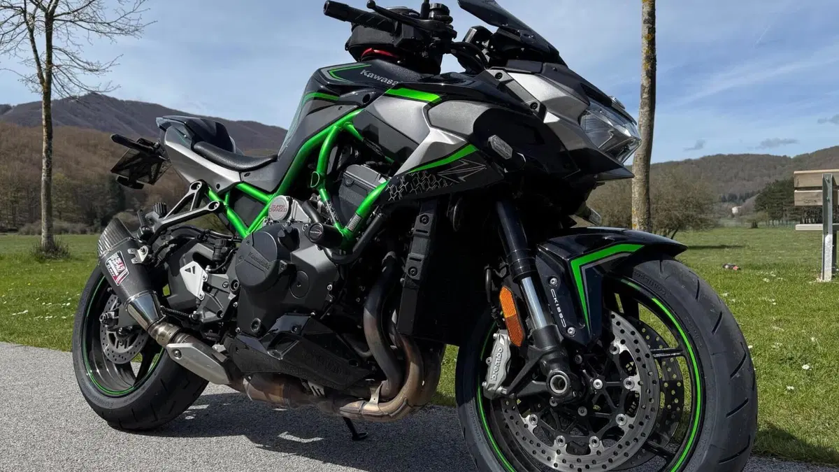 Kawasaki Z H2 (2020)  (2)