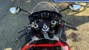 Aprilia RSV4 1100 (2025 - 26)  (4)