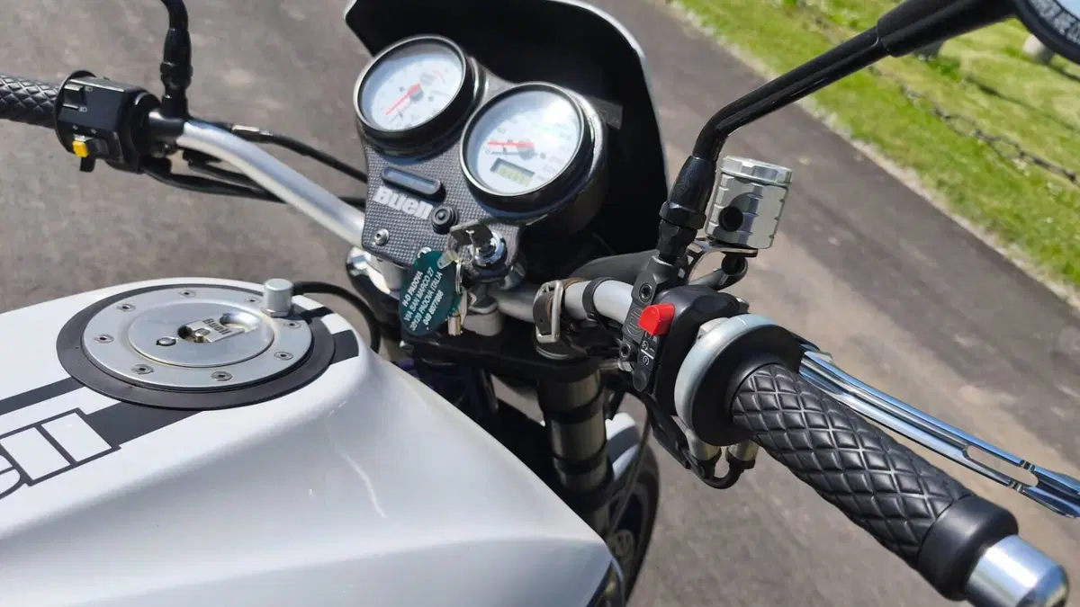 Buell Lightning X1 1200  (5)