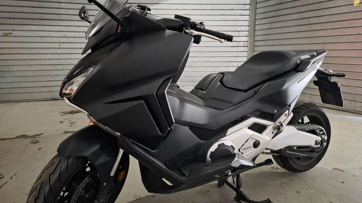 Honda Forza 750 DCT (2021 - 24)  (2)