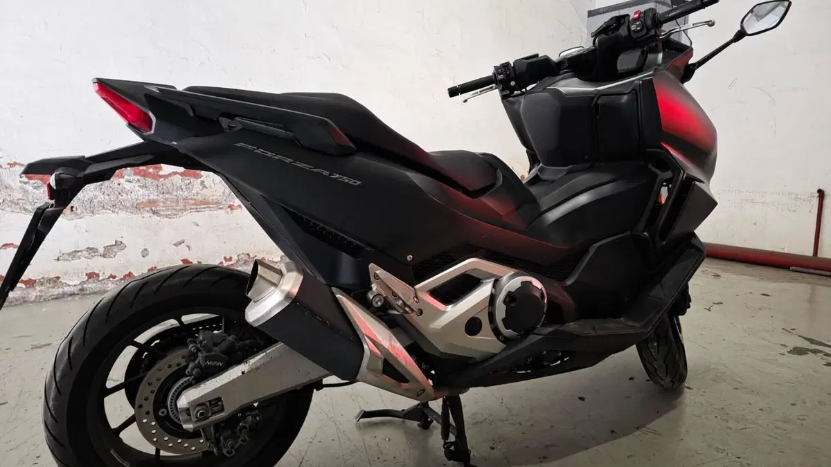 Honda Forza 750 DCT (2021 - 24)  (4)