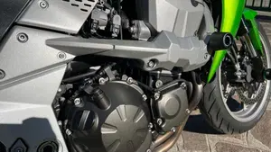 Kawasaki Z 750 (2007 - 14)  (3)