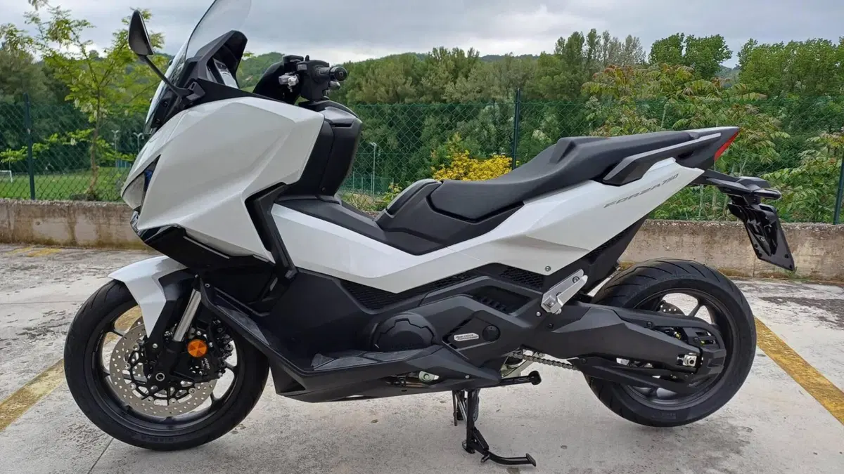 Honda Forza 750 (2025 - 26)  (2)