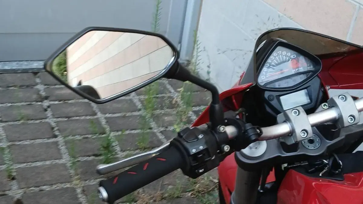 Cagiva Raptor 650 (2005 - 07)  (3)