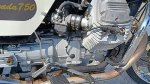 Moto Guzzi Nevada 750 (1992 - 02)  (16)