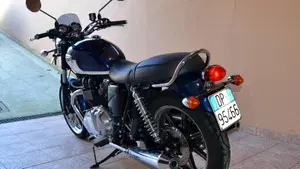 Triumph Bonneville SE (2009 - 13)  (3)
