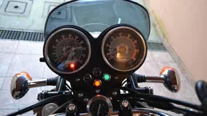 Triumph Bonneville SE (2009 - 13)  (6)