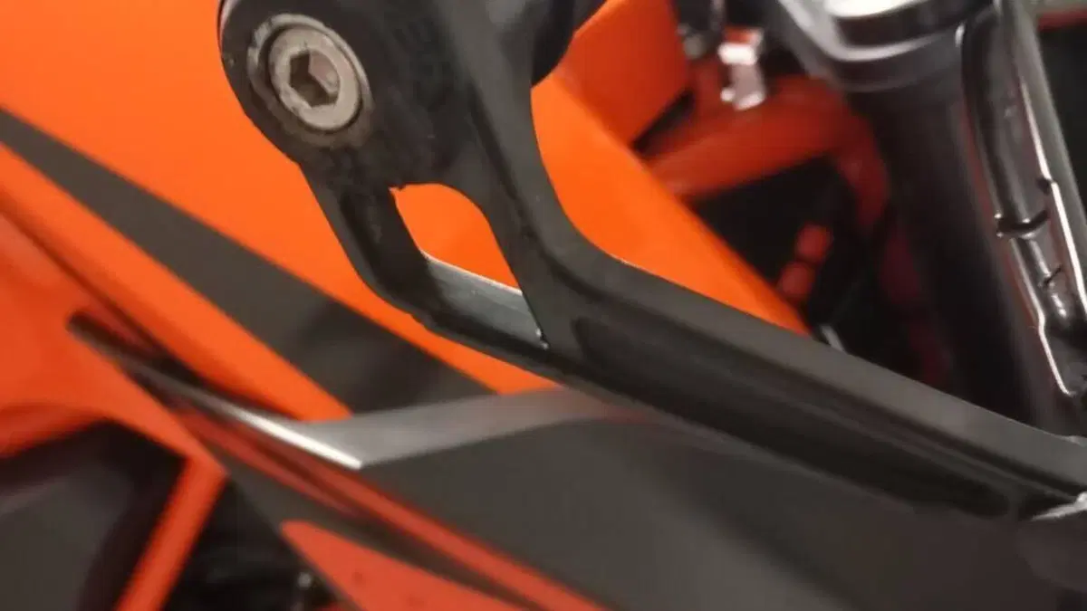 KTM 1290 Super Duke R ABS (2014 - 16)  (6)