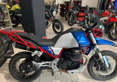 Moto Guzzi V85 TT Evocative Graphics (2021 - 23) - Annuncio 10082622