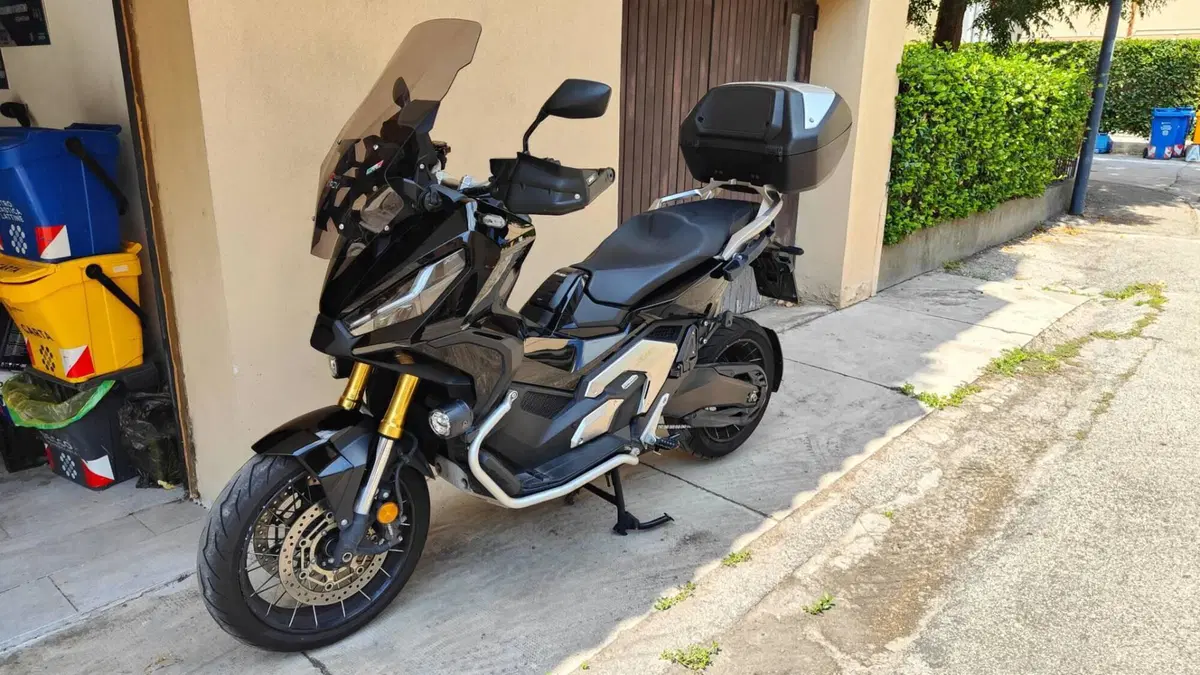 Honda X-ADV 750 DCT Adventure (2021 - 24)  (9)