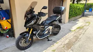Honda X-ADV 750 DCT Adventure (2021 - 24)  (9)