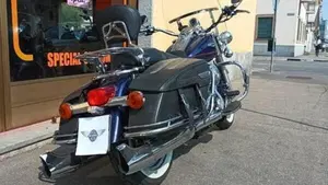Harley-Davidson 1450 Road King Classic (1999 - 02) - FLHRCI  (17)