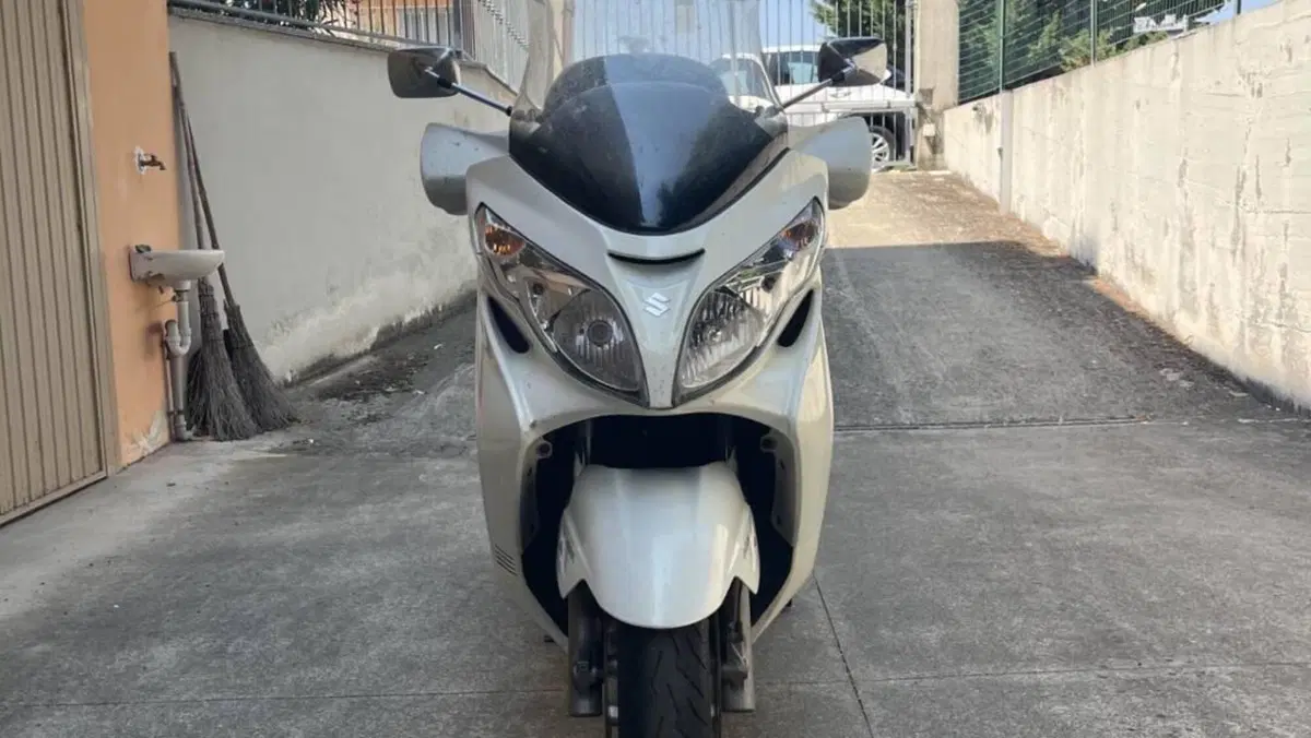 Suzuki Burgman AN 400 ABS (2010 - 13) 
