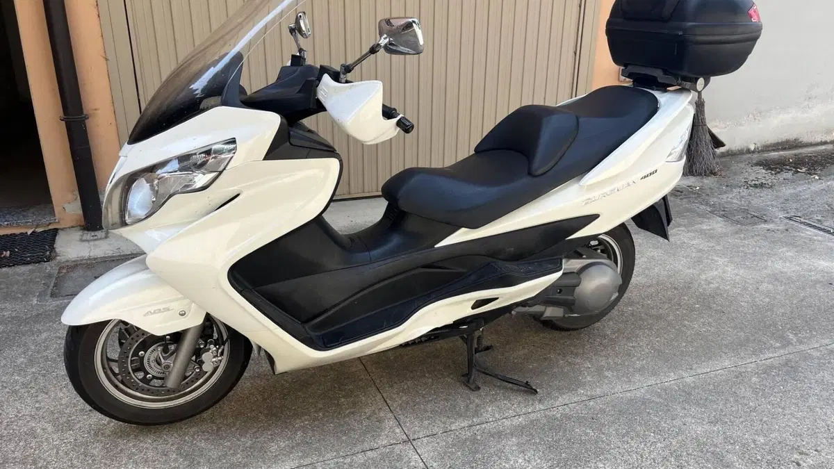 Suzuki Burgman AN 400 ABS (2010 - 13)  (4)