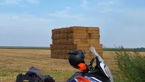 KTM 1290 Super Adventure R (2021)  (3)