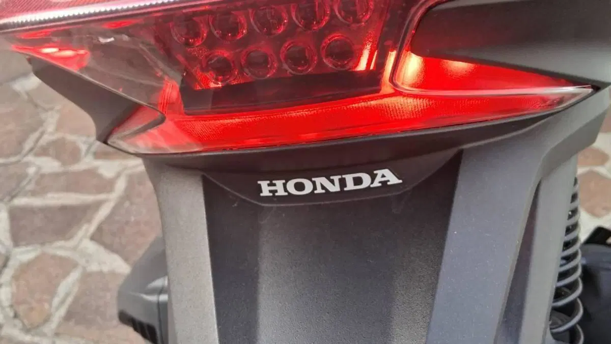 Honda Forza 350 (2022 - 24)  (7)