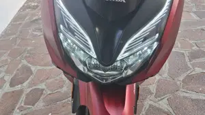Honda Forza 350 (2022 - 24)  (8)