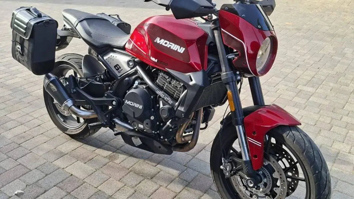 Moto Morini SEIEMMEZZO STR (2022 - 26)  (2)