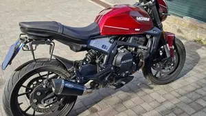 Moto Morini SEIEMMEZZO STR (2022 - 26)  (4)