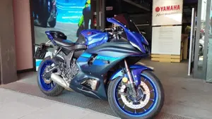Yamaha YZF R7 (2021 - 25)  (3)