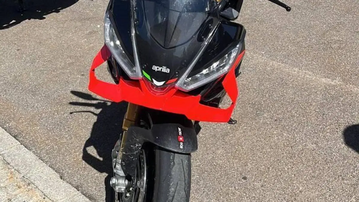 Aprilia Tuono V4 Factory (2025 - 26) 