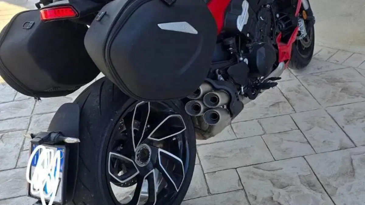 Ducati Diavel V4 (2023 - 26)  (3)