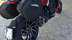 Ducati Diavel V4 (2023 - 26)  (3)