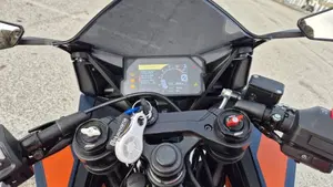 KTM RC 390 (2022 - 26)  (3)