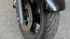 Yamaha X-Max 250 (2007 - 09)  (5)